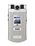 Best available price of Sony Ericsson Z800 in Singapore